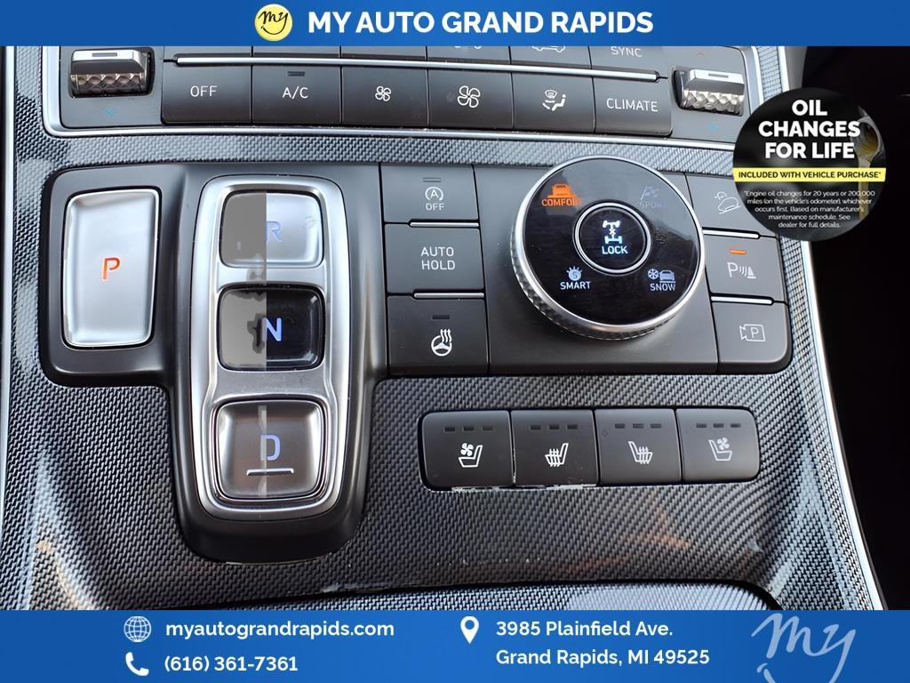 used 2023 Hyundai Santa Fe car, priced at $25,490