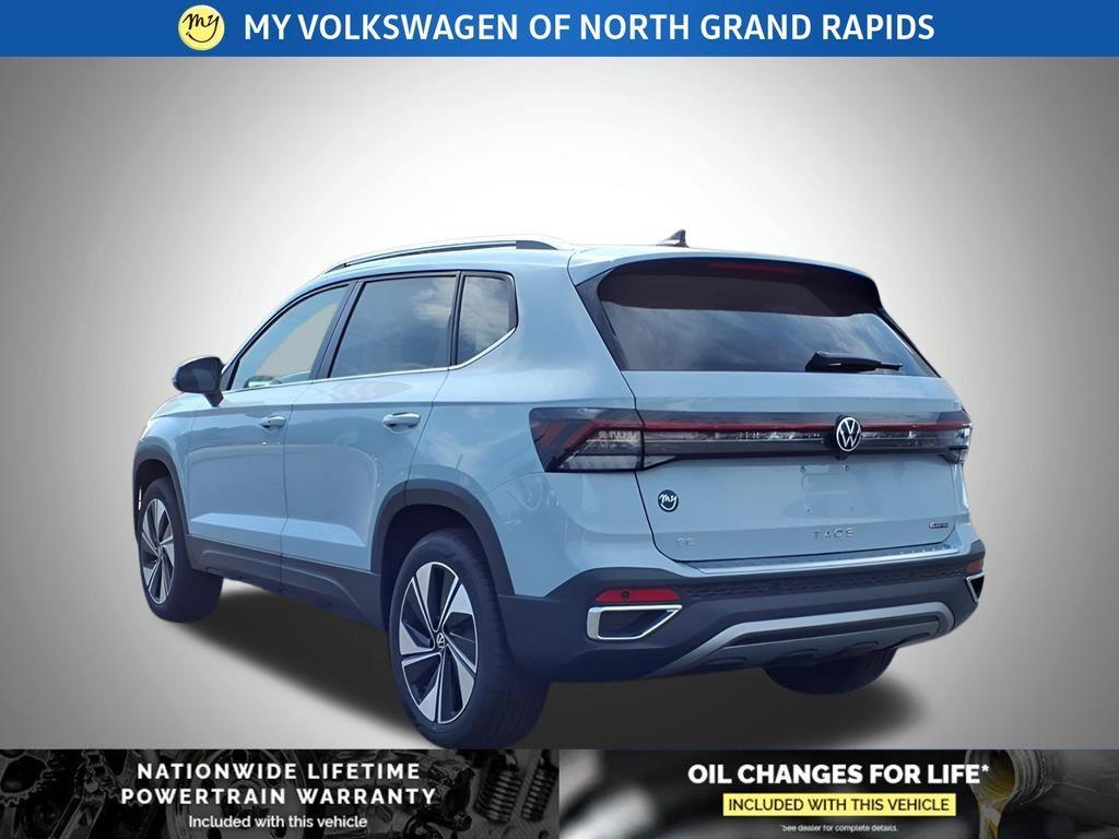 new 2025 Volkswagen Taos car