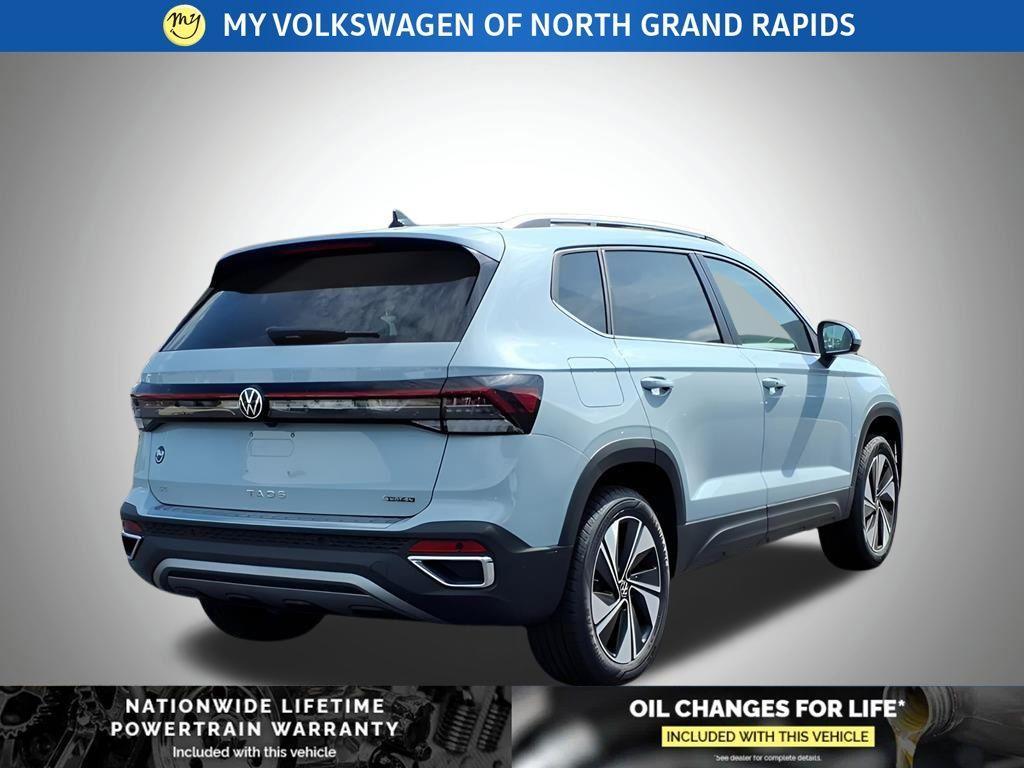 new 2025 Volkswagen Taos car