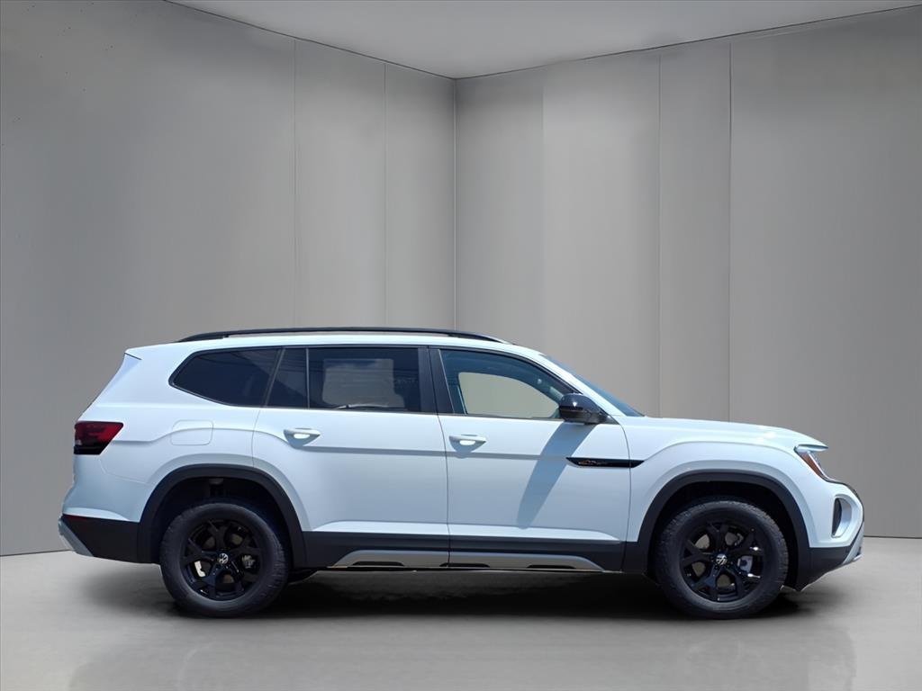 new 2025 Volkswagen Atlas car, priced at $46,308