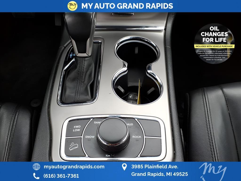 used 2021 Jeep Grand Cherokee car, priced at $23,899