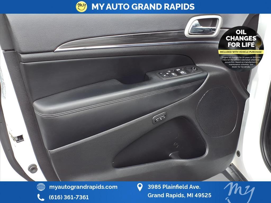 used 2021 Jeep Grand Cherokee car, priced at $23,899