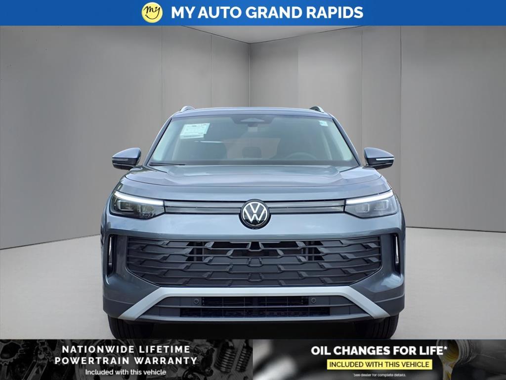 new 2025 Volkswagen Tiguan car, priced at $32,221