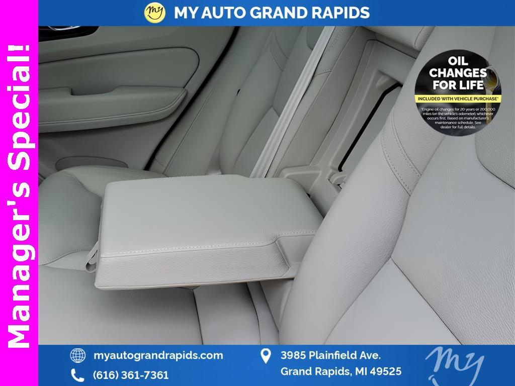 used 2022 Volvo XC60 car, priced at $22,988