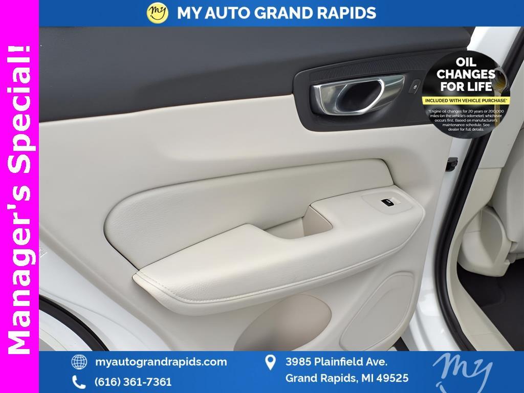 used 2022 Volvo XC60 car, priced at $22,988