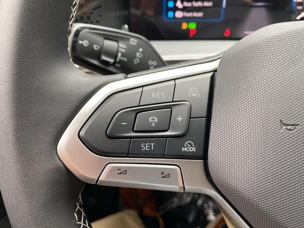 new 2025 Volkswagen Tiguan car, priced at $36,826