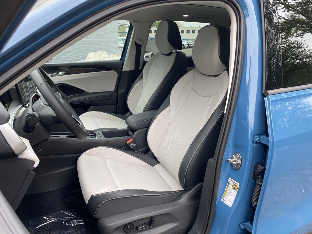 new 2025 Volkswagen Tiguan car, priced at $36,826