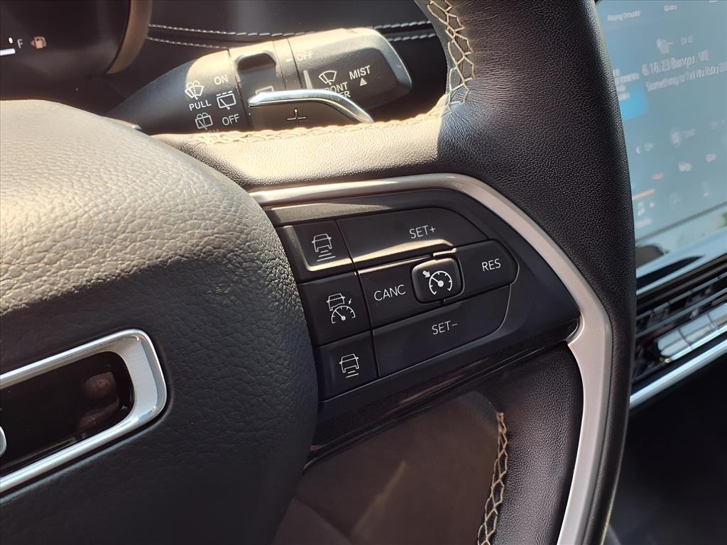 used 2022 Jeep Grand Cherokee car, priced at $31,819