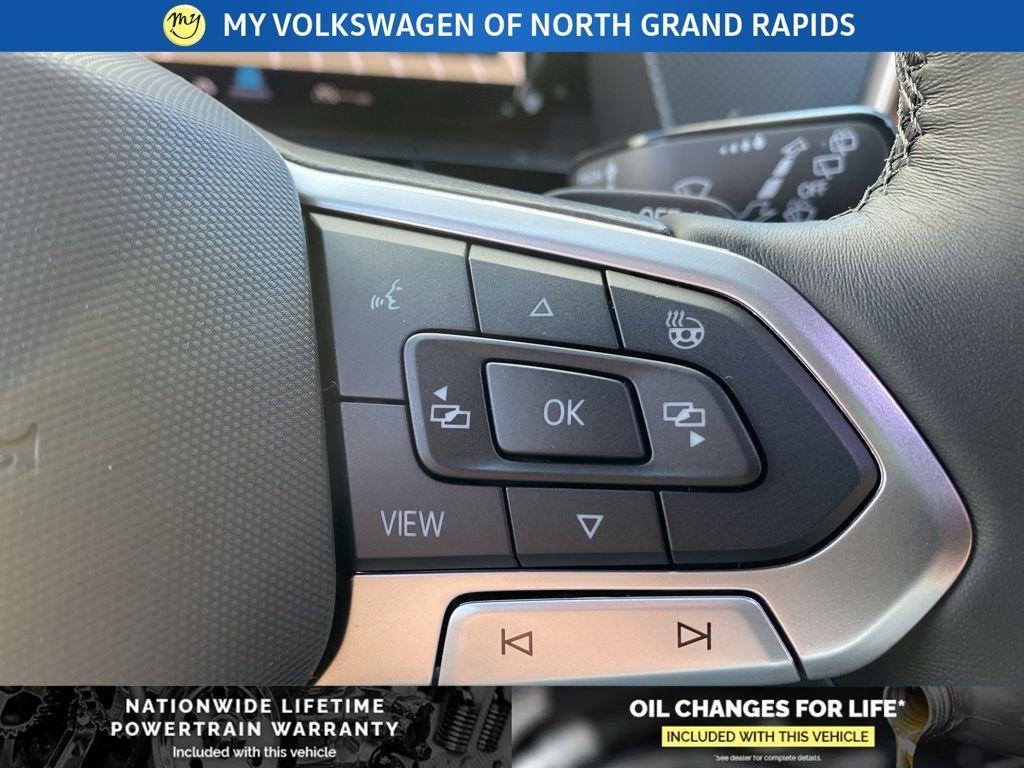 new 2026 Volkswagen Atlas Cross Sport car, priced at $52,421