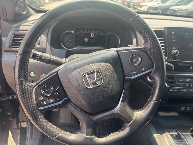 used 2022 Honda Pilot car, priced at $29,577