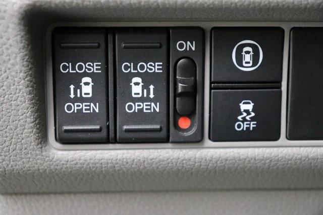 used 2021 Honda Odyssey car, priced at $22,915