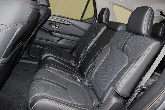 new 2025 Honda Pilot car, priced at $54,530