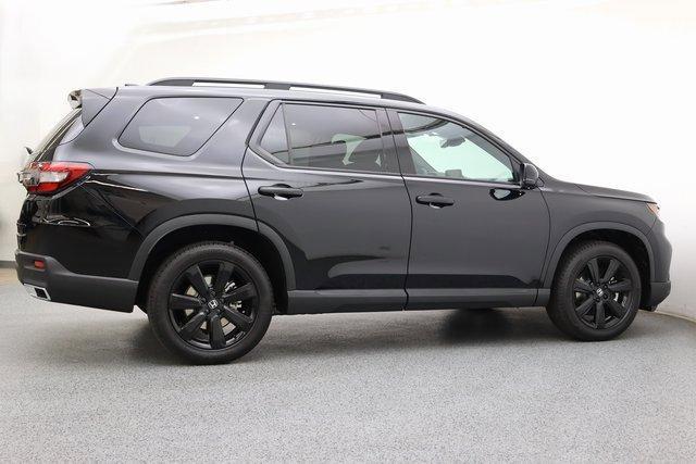 new 2025 Honda Pilot car, priced at $56,760