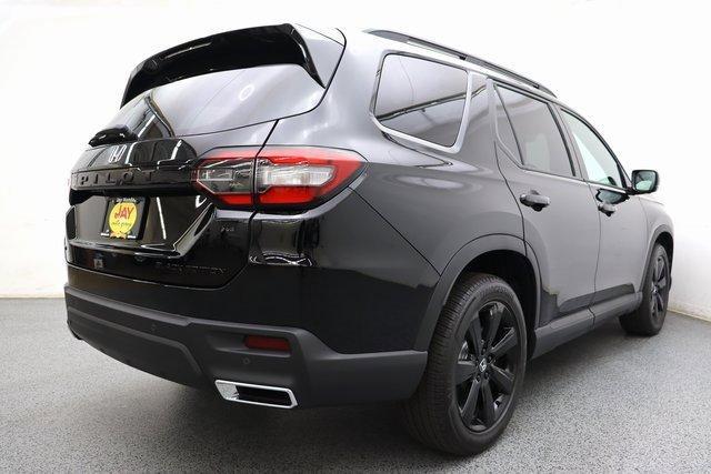 new 2025 Honda Pilot car, priced at $56,760