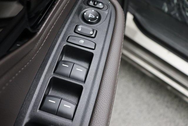 used 2023 Honda Odyssey car, priced at $38,948
