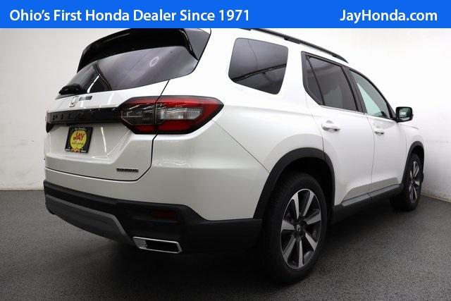 new 2025 Honda Pilot car, priced at $51,150
