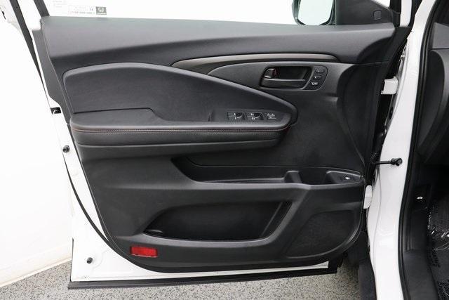 used 2025 Honda Ridgeline car, priced at $39,990