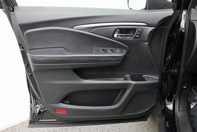 used 2021 Honda Pilot car, priced at $29,696