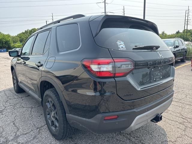 used 2024 Honda Pilot car, priced at $44,477