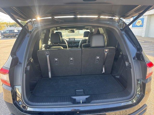 used 2025 Honda Pilot car, priced at $47,987