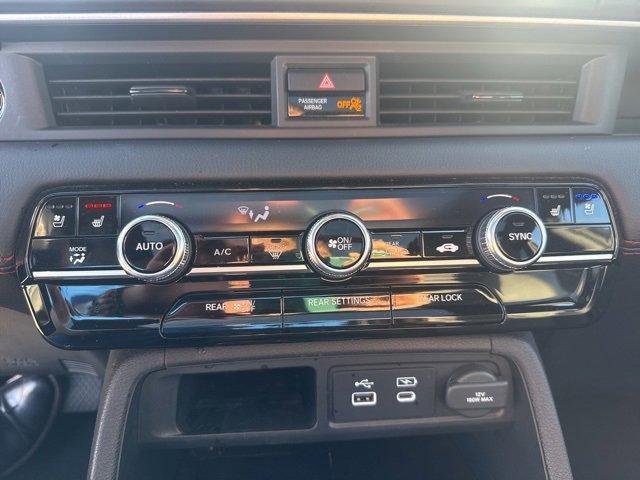 used 2025 Honda Pilot car, priced at $47,987