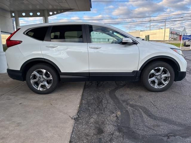 used 2017 Honda CR-V car