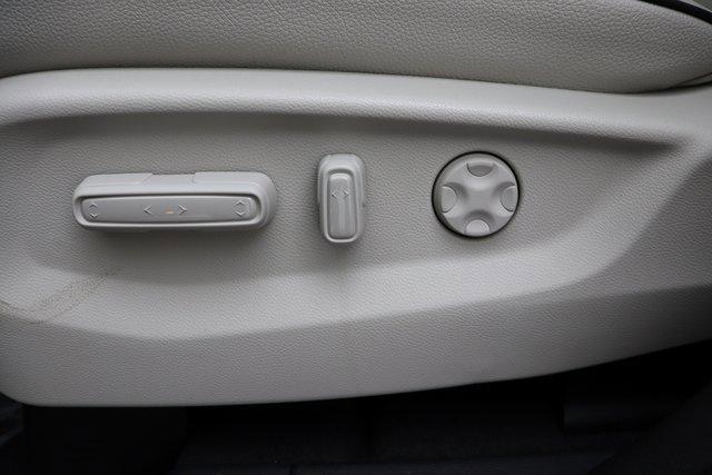 used 2025 Honda Odyssey car, priced at $43,932