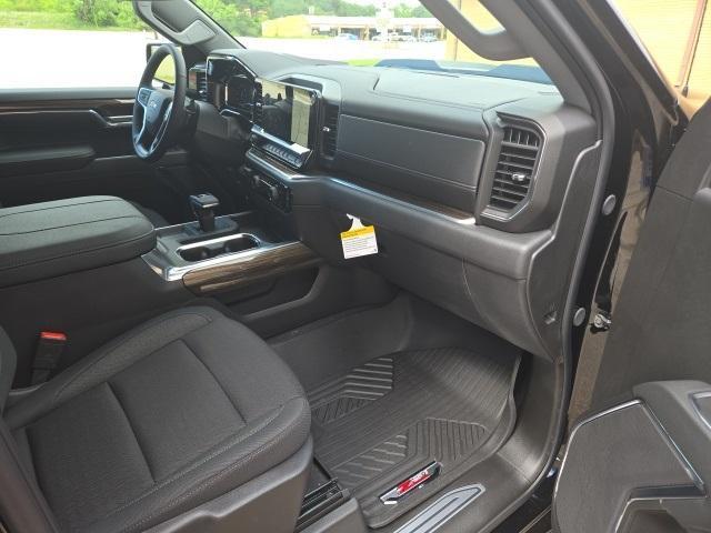 new 2025 Chevrolet Silverado 1500 car, priced at $57,198