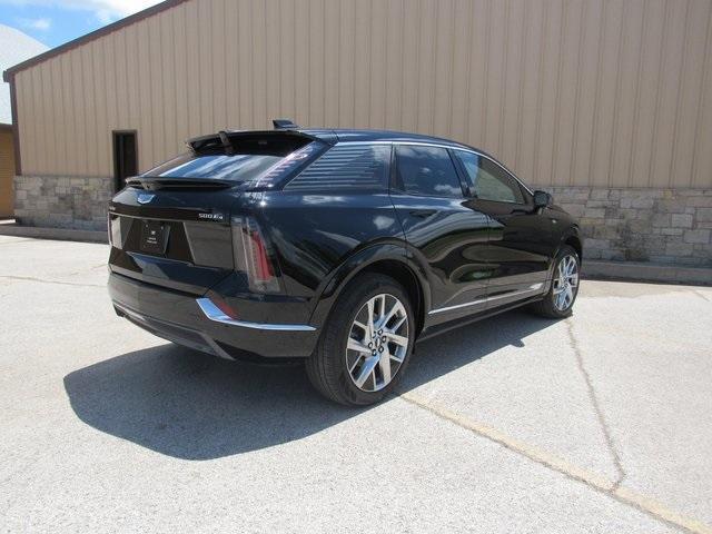 new 2025 Cadillac OPTIQ car