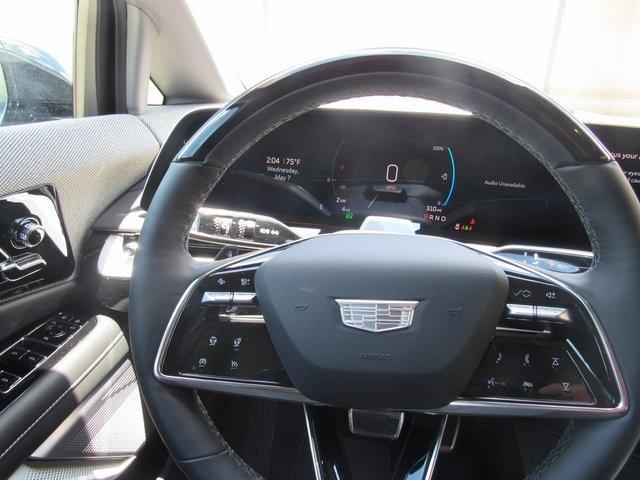 new 2025 Cadillac OPTIQ car