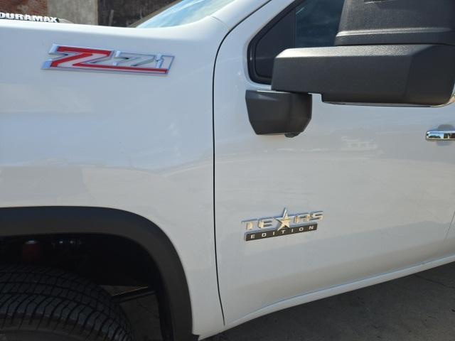 new 2025 Chevrolet Silverado 3500 car, priced at $75,321