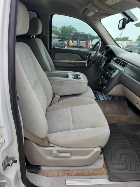 used 2007 Chevrolet Suburban car, priced at $7,855