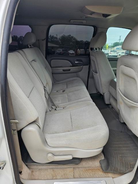used 2007 Chevrolet Suburban car, priced at $7,855