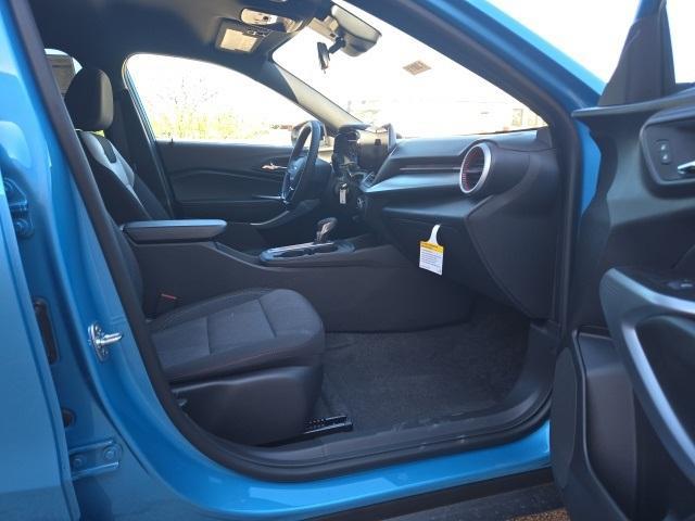 new 2025 Chevrolet Trax car, priced at $24,190