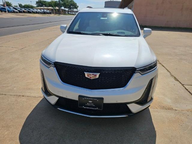 new 2024 Cadillac XT6 car