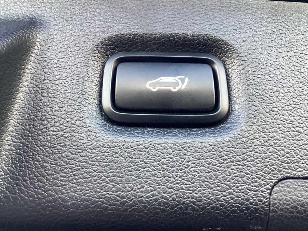 used 2019 Hyundai Santa Fe car, priced at $16,328