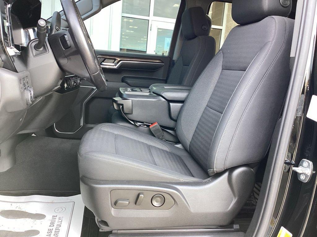 used 2022 Chevrolet Silverado 1500 car, priced at $32,967