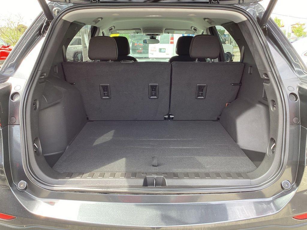 used 2022 Chevrolet Equinox car, priced at $22,806