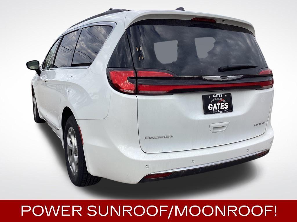 used 2023 Chrysler Pacifica car, priced at $25,981