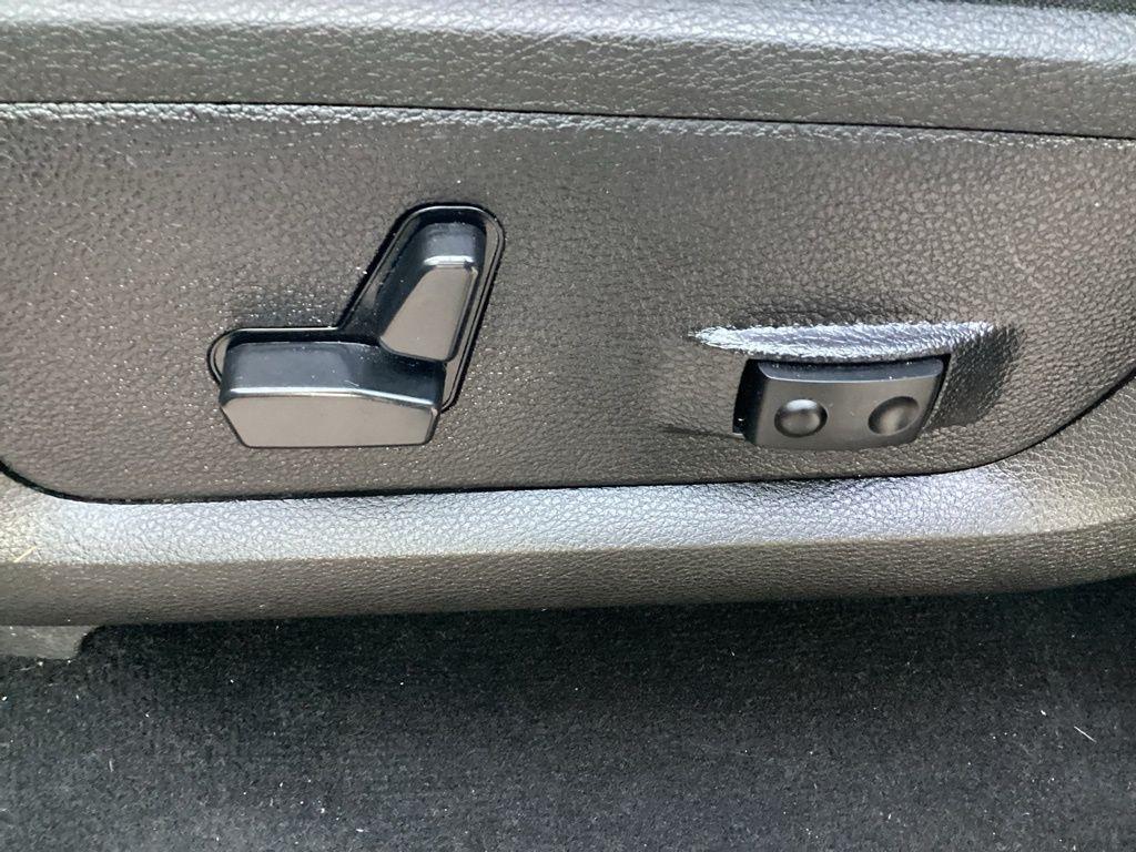 used 2023 Ram 1500 Classic car, priced at $28,848