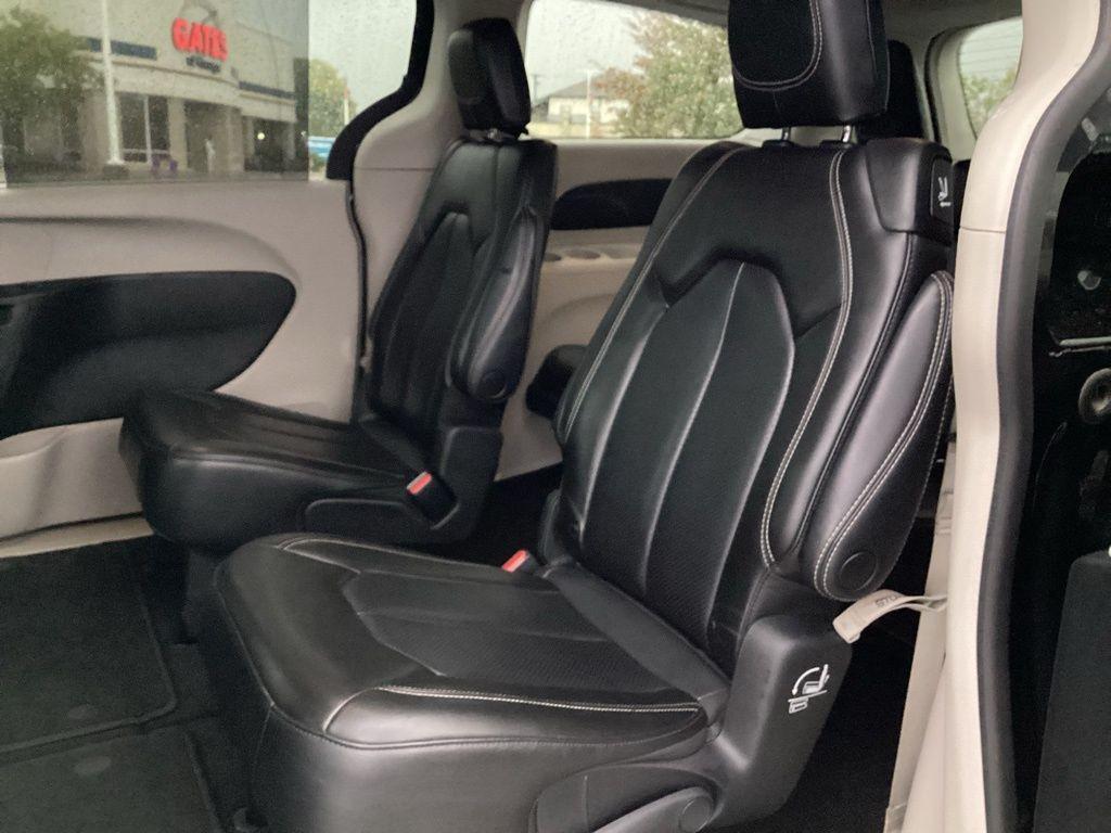 used 2023 Chrysler Pacifica car, priced at $21,551