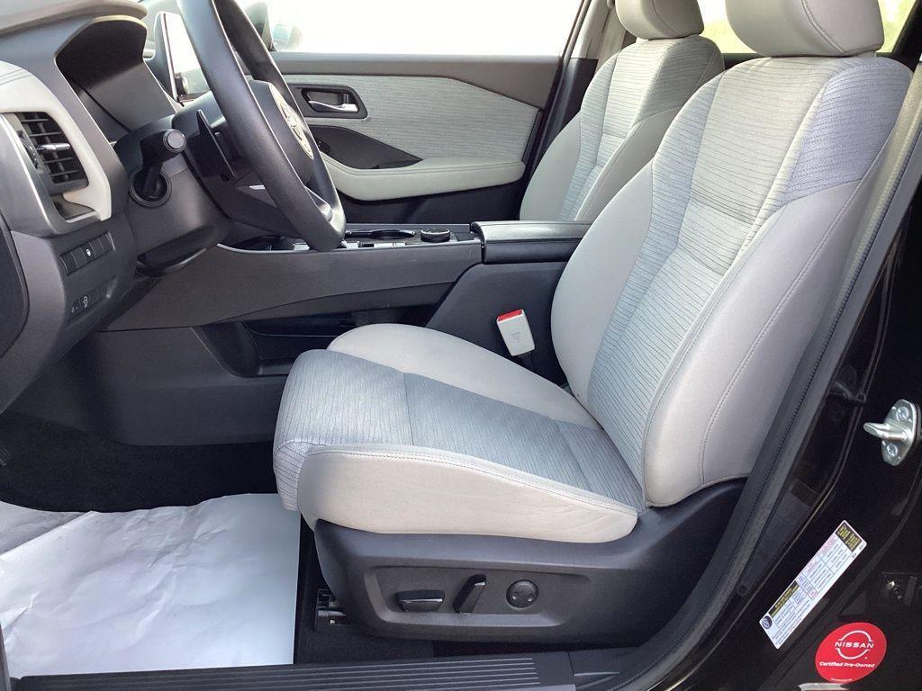 used 2023 Nissan Rogue car, priced at $23,634