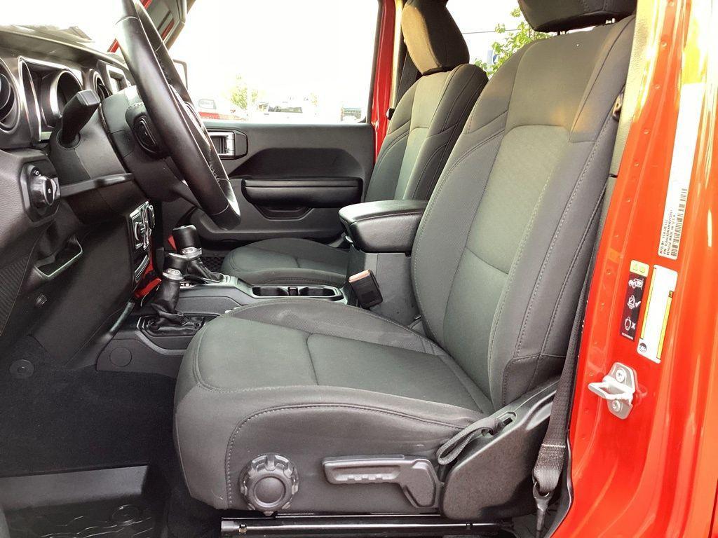 used 2021 Jeep Wrangler Unlimited car, priced at $29,546
