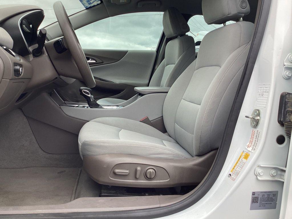 used 2022 Chevrolet Malibu car, priced at $18,303