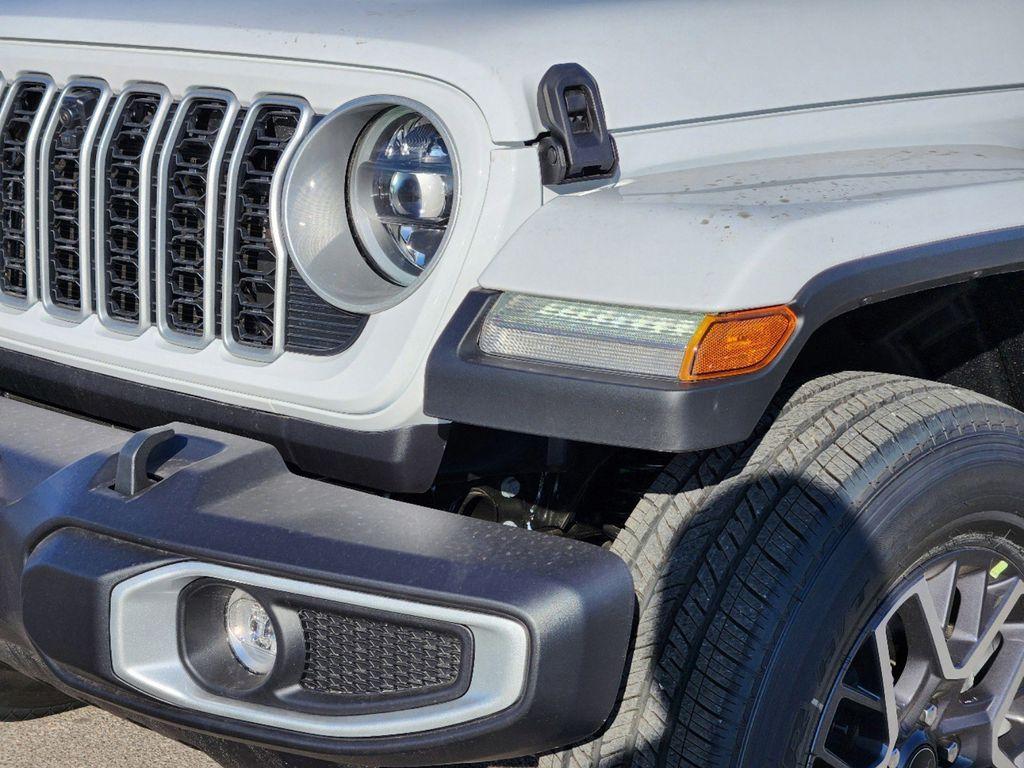 new 2025 Jeep Wrangler car, priced at $54,003