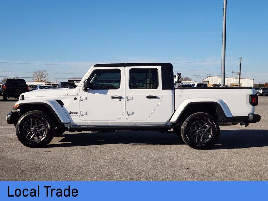 used 2024 Jeep Gladiator car, priced at $43,899