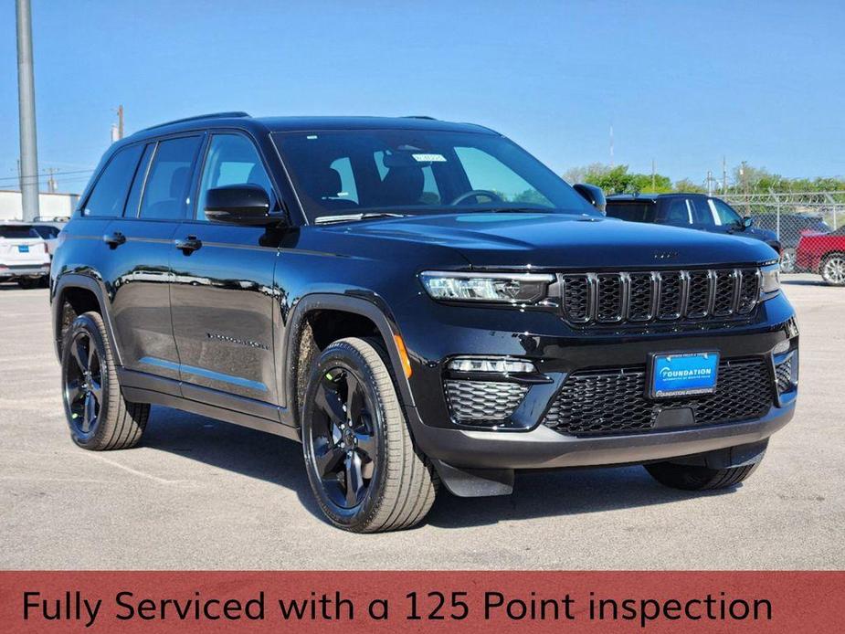 new 2024 Jeep Grand Cherokee car, priced at $50,203