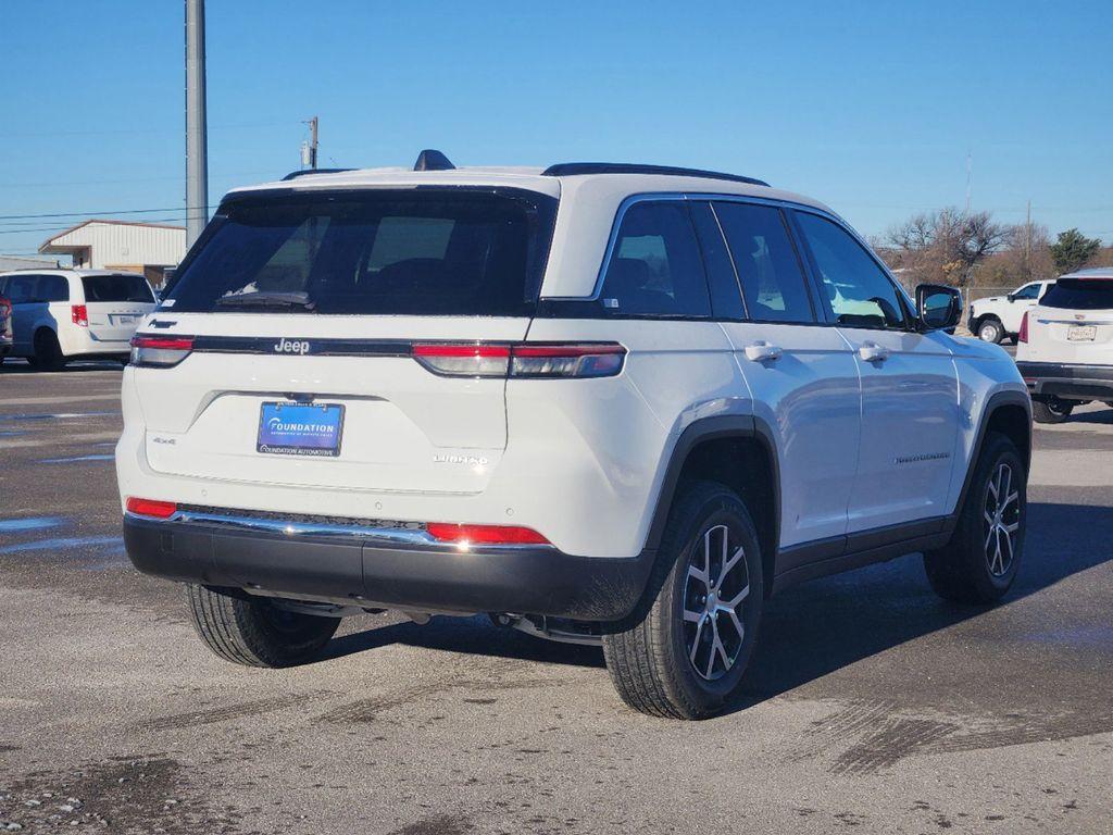 new 2025 Jeep Grand Cherokee car, priced at $44,763