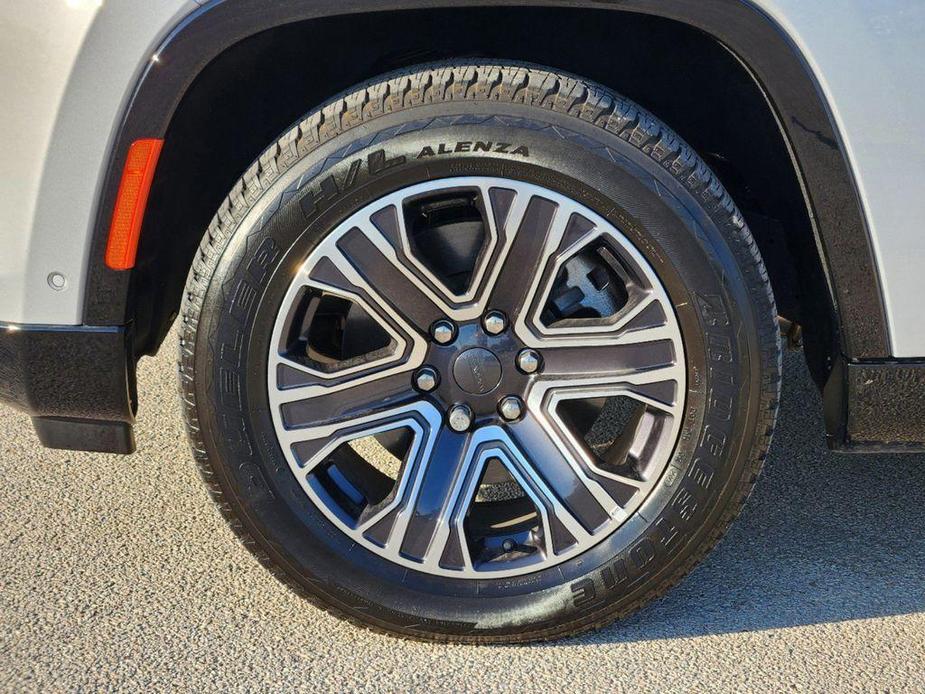 new 2023 Jeep Wagoneer L car, priced at $72,491