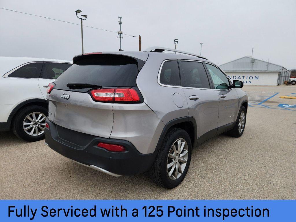 used 2018 Jeep Cherokee car, priced at $15,699